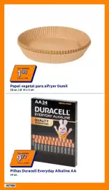 Folheto Action semana 43 Página 6: Papel vegetal para aifryer Dumil €1,48, Pilhas Duracell Everyday Alkaline AA €9,77