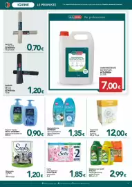 Volantino Altasfera Pagina 15: Bagnoschiuma Bionsen dermoprotettivo/dermoidratante €1,35, Sacchetti neri n.u. ALTASFERA €1,20