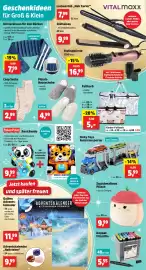 Thomas Philipps Prospekt woche 44 Seite 8: Plüsch-Hausschuhe €4,99, Körnerkissen für den Rücken €7,99