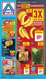 ALDI folder week 44 Pagina 1: Golden Seafood Zalmfilets op huid €7,49, Gemarineerde of boeren-burgers met kaas €1,49