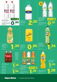 Folleto HiperDino Página 22: Fuente Liviana agua mineral natural baja en sodio €0,55, Font Vella agua mineral natural €2,20
