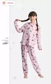 Catálogo Woolworth Página 18: Niña pijama €299,90