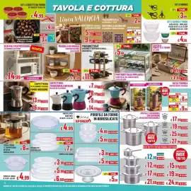 Volantino Satur Pagina 11: Portabottiglie in bambù €11,99, Mensola ad angolo 3 ripiani in bambù €7,99