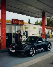 Porsche catalogue week 43 Page 4