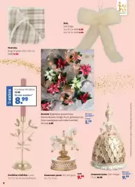Intratuin folder week 44 Pagina 8: Kandelaar mistletoe €8,99, Ornament dame €9,99