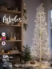 Catálogo BricoCentro Página 9: Árbol 1600 leds flash 150cm - blanco cálido negro €129,00