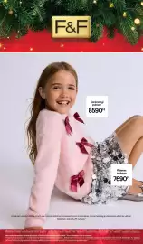 Tesco akciós újság Oldal 21: Karácsonyi pulóver €8.590,00, Flitteres szoknya €7.690,00