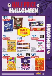 Foodland catalogue week 44 Page 27: Cadbury Chocolate Bites €3,50, Reese's Pieces Chocolate €3,50