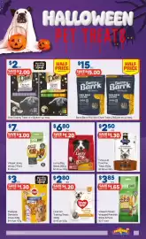 Foodland catalogue week 44 Page 31: Lucky Dog Bones €6,80, Fussy Cat Cruncher Treats €2,50