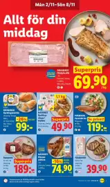 Lidl reklamblad vecka 45 Sida 3: Matriket kycklingvingar/klubbor €49,90, Poseidon varmrökt lax €119,00