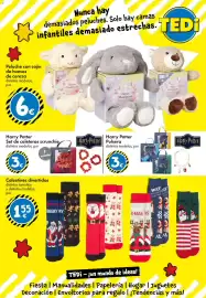 Catálogo TEDi semana 43 Página 24: Warm Plushfriend €6,00, Calzetines divertidos €1,55