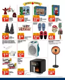 Volantino Tigros Pagina 23: Pantofole cartoon €12,90, Accessori natale zenker