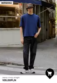Bershka gazetka tydzień 44 Strona 7: Jeansy o kroju straight Bershka €109,00