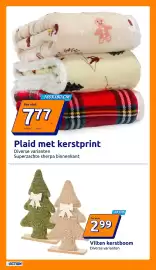 Action folder week 44 Pagina 14: Vilten kerstboom €2,99, Plaid met kerstprint €7,77