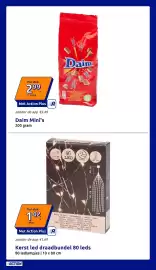 Action folder week 44 Pagina 5: Kerst led draadbundel 80 leds €1,42, Daim Mini's €2,99