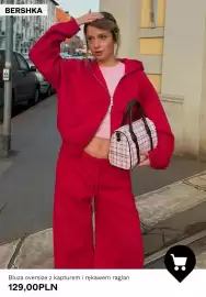 Bershka gazetka tydzień 44 Strona 8: Bluza oversize z kapturem i rękawem raglan Bershka €129,00