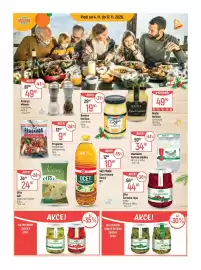 Globus leták týden 45 Strana 11: Praganda řeznická solici nakládací směs €9,90, Efko zelí kysané, bílé, červené €24,90