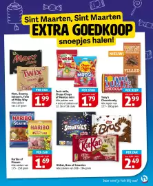 Hoogvliet folder week 45 Pagina 17: Fruit-tella Chupa Chups of Mentos mini €1,79, KitKat Bros of Smarties €2,49