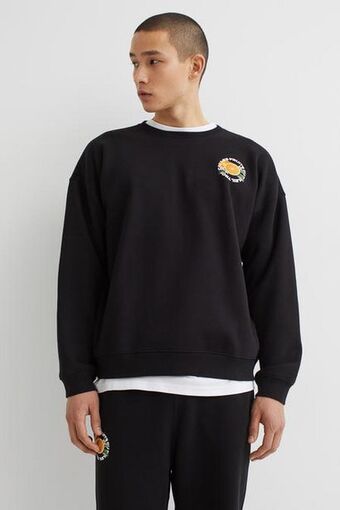 H&M Oversized printed sweatshirt offer