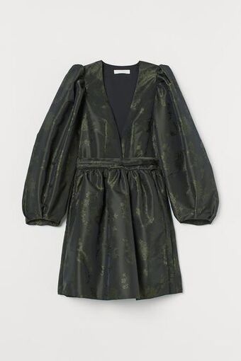 H&M Patterned wrap dress offer