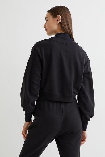 H&M Cropped sweatshirt offer