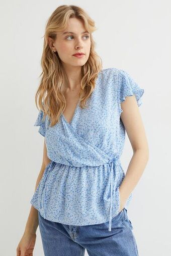H&M Mama patterned nursing blouse offer