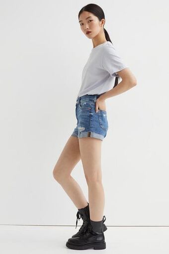 H&M Denim shorts offer