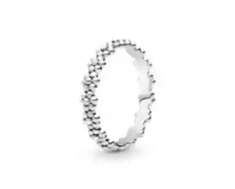 Pandora Classic daisy flower band ring offer