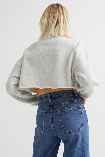 H&M Cropped sweatshirt offer