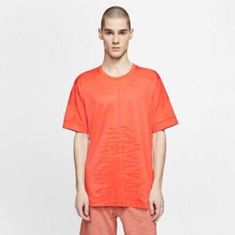 Sun & Sand Sports Men's dri-fit t-shirt offer