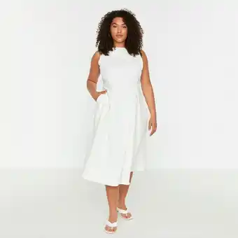 Trendyol women white solid back zipper pocket detail midi a-line dress