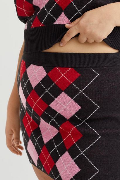 H&M H&m+ knitted skirt offer