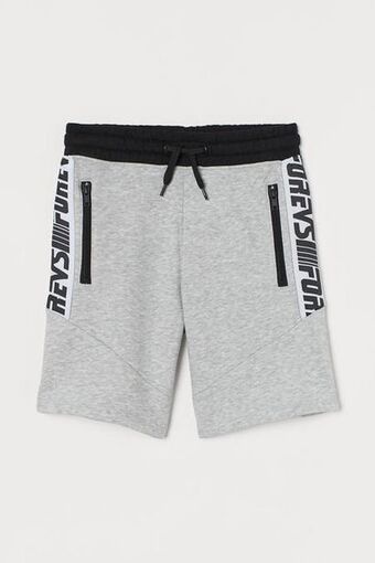 H&M Sweatshirt shorts offer