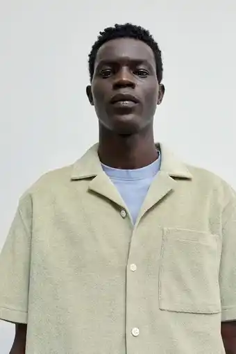 H&M Regular fit terry resort shirt offer