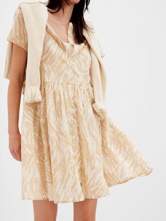 GAP Empire waist mini dress offer