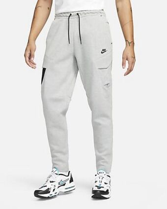 Nike Nike sportswear tech fleece offer