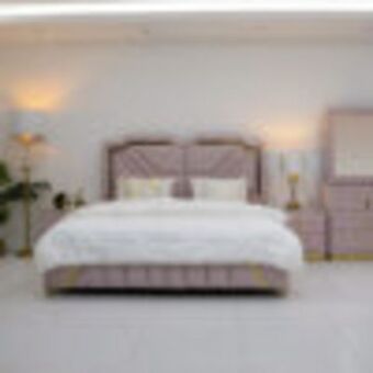 Royal Furniture Regis king bedroom set offer