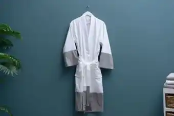 PAN Emirates Pan pesthmal bathrobe grey/white free size offer