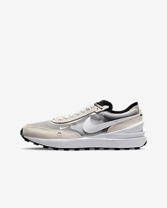 Nike Nike waffle one offer