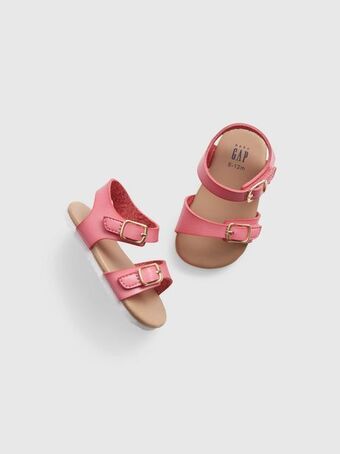 GAP Baby buckle sandals offer