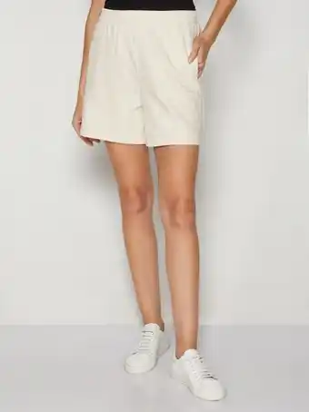 GAP Relaxed shorts offer