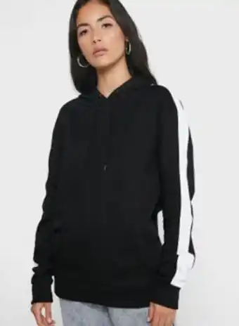 Noon Contrast side paneled pocket hoodie black offer