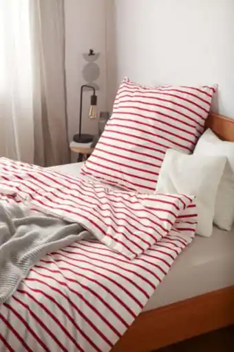 Brands For Less Single size stripe duvet set 140 x 200 cm, white and red offer