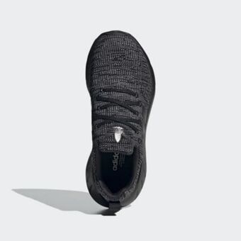Adidas Swift run 22 shoes offer