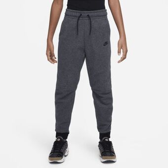 Nike Nike sportswear tech fleece offer