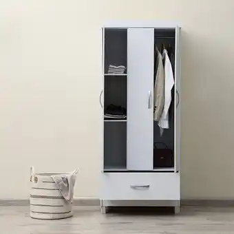 Clean 3 door wardrobe with 1 drawers