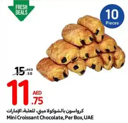 Carrefour Mini Croissant Chocolate, Per Box 10 pieces offer