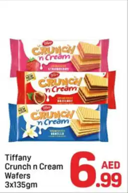 Day To Day Tiffany Crunch n Cream Wafers offer