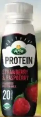 Lulu Hypermarket Arla protein raspberry & strawberry milk shake offer