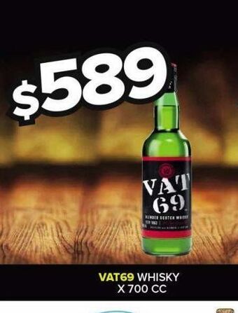 Carrefour Maxi Whisky vat 69 x 700cc oferta